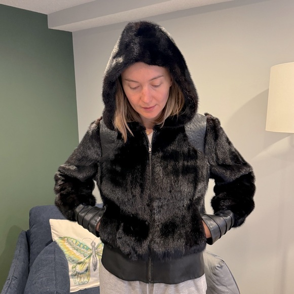 Mink bomber - Picture 2 of 13